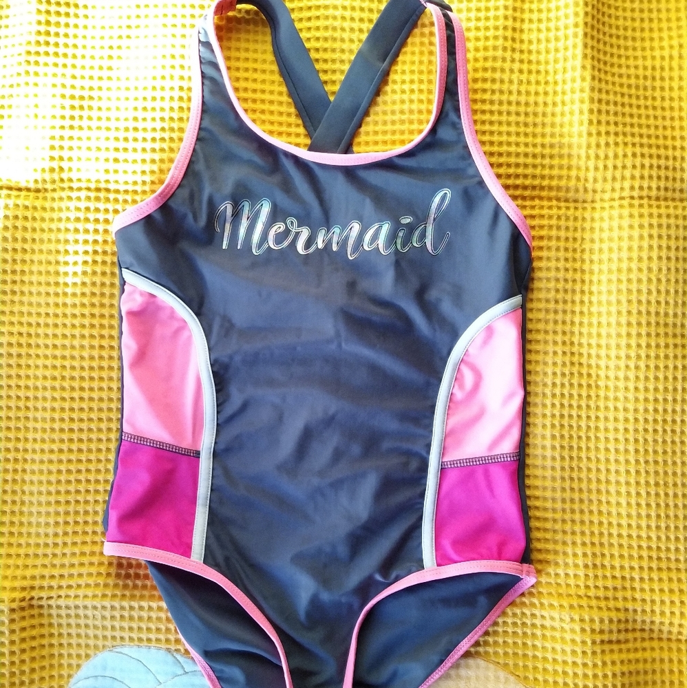 BIG CHILL girls' One Piece Swimsuit